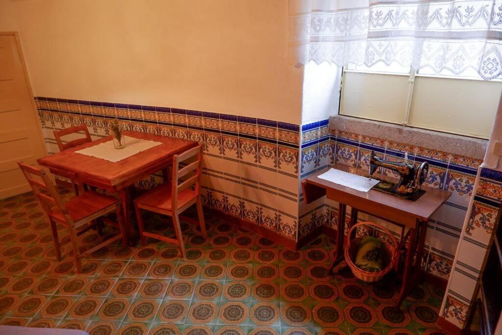 Ferienwohnung A Casinha Dos Avos Joao E Ana Escalos de Cima Exterior foto